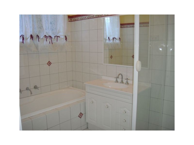 23 Alain Avenue, South Morang VIC 3752