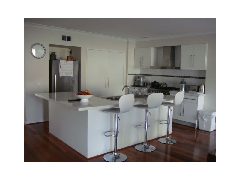 36 Serle Street, Doreen VIC 3754