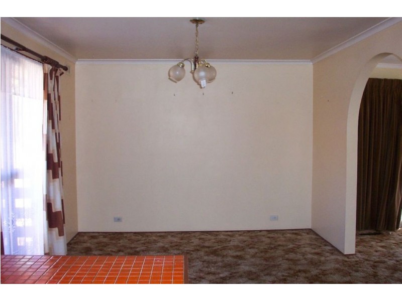 35 Madigan Crescent, Mill Park VIC 3082