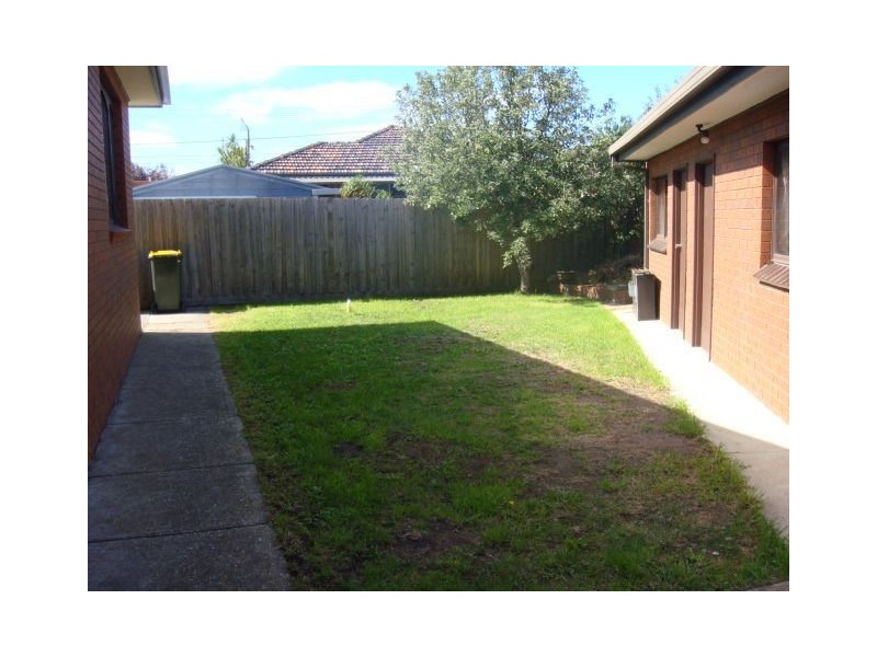 9 Judith Court, Lalor VIC 3075