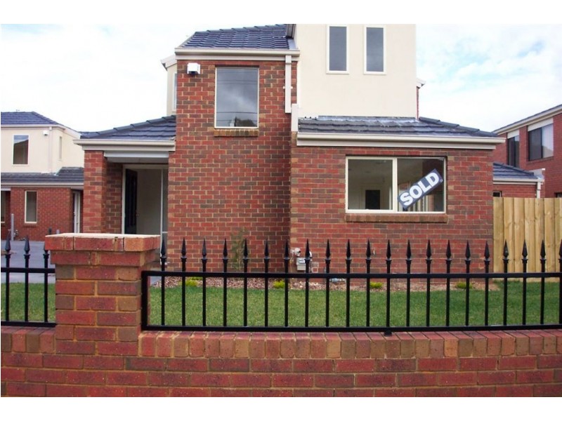 3/21 The Fairway, Kingsbury VIC 3083