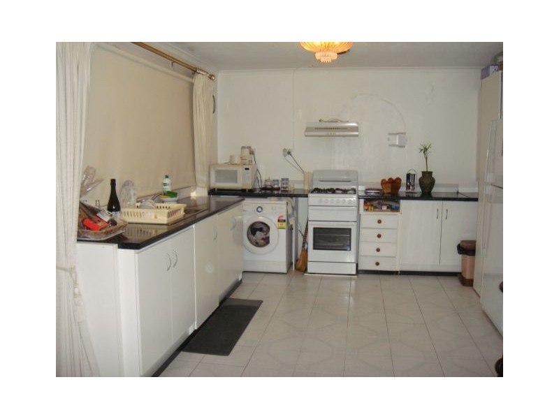 8 Tatlow Drive, Epping VIC 3076