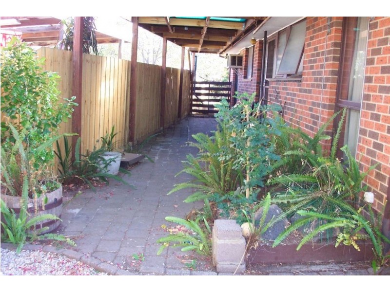 35 Madigan Crescent, Mill Park VIC 3082