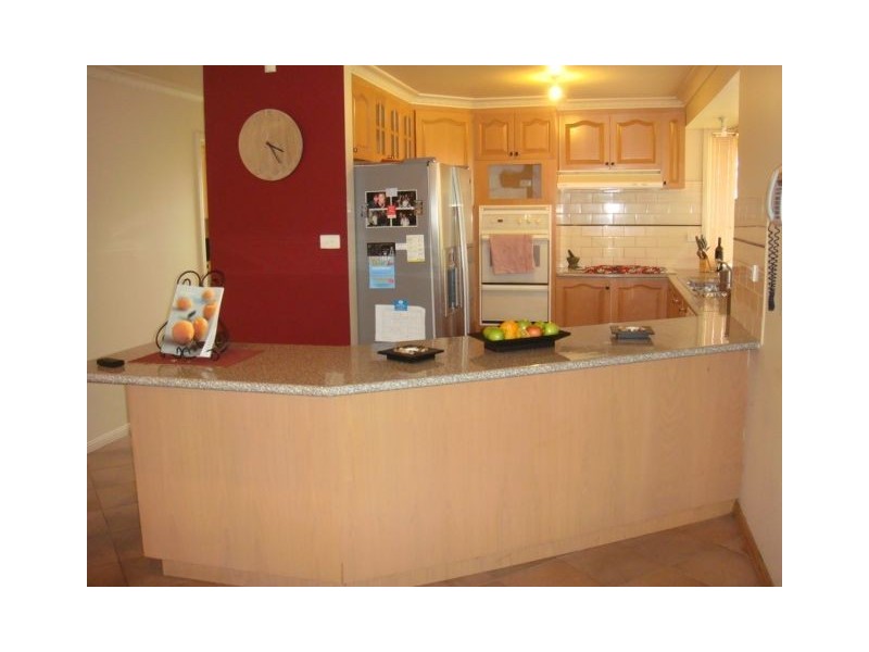 80 Pindari Avenue, Mill Park VIC 3082