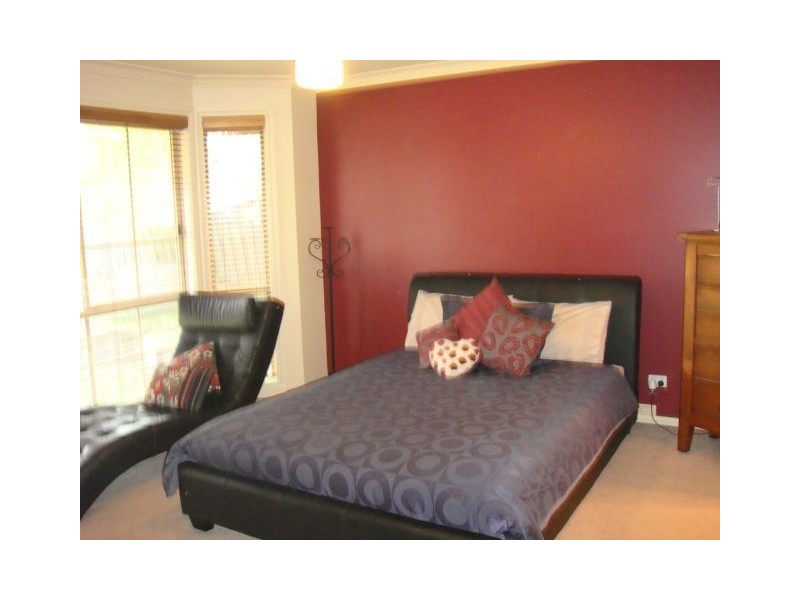 80 Pindari Avenue, Mill Park VIC 3082