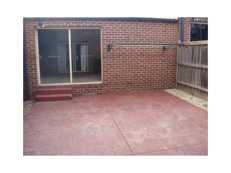 4/31 Loxton Terrace, Epping VIC 3076