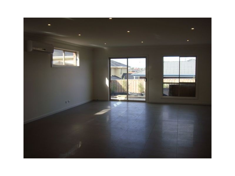 2 Melissa Court, South Morang VIC 3752