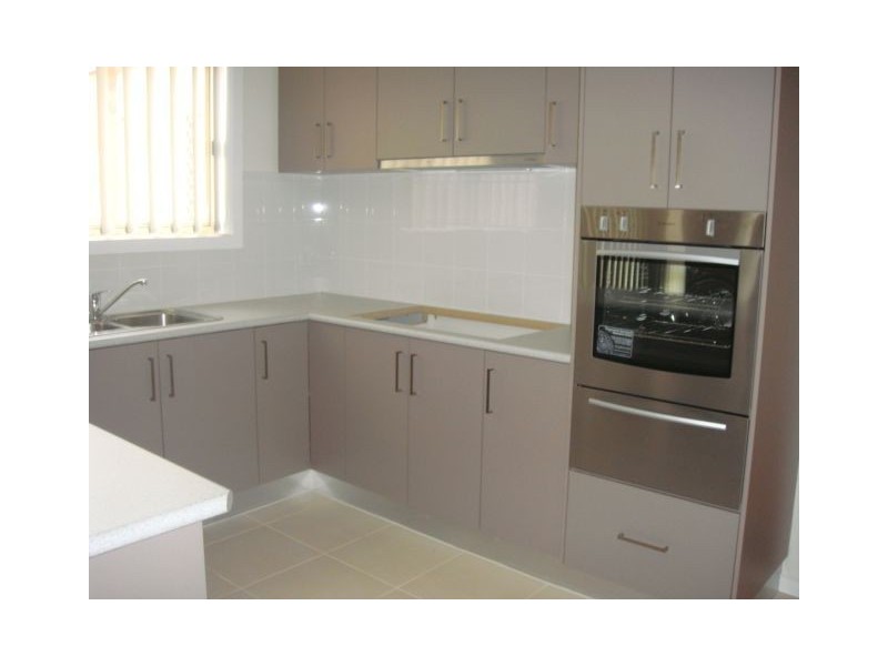 2 Treeview Drive, South Morang VIC 3752