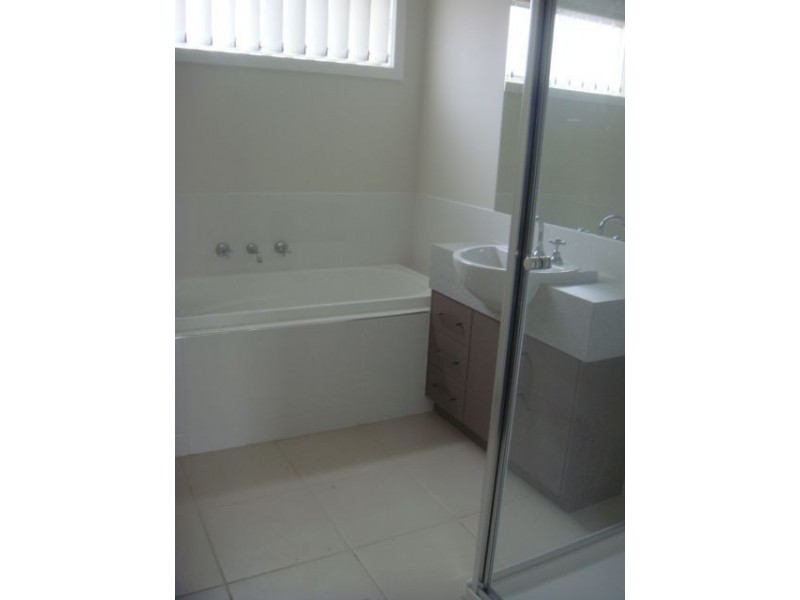 2 Treeview Drive, South Morang VIC 3752