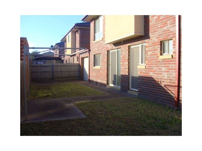 5 Melrose Place, Mill Park VIC 3082
