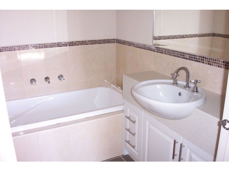 12/45 Ancona Drive, Mill Park VIC 3082