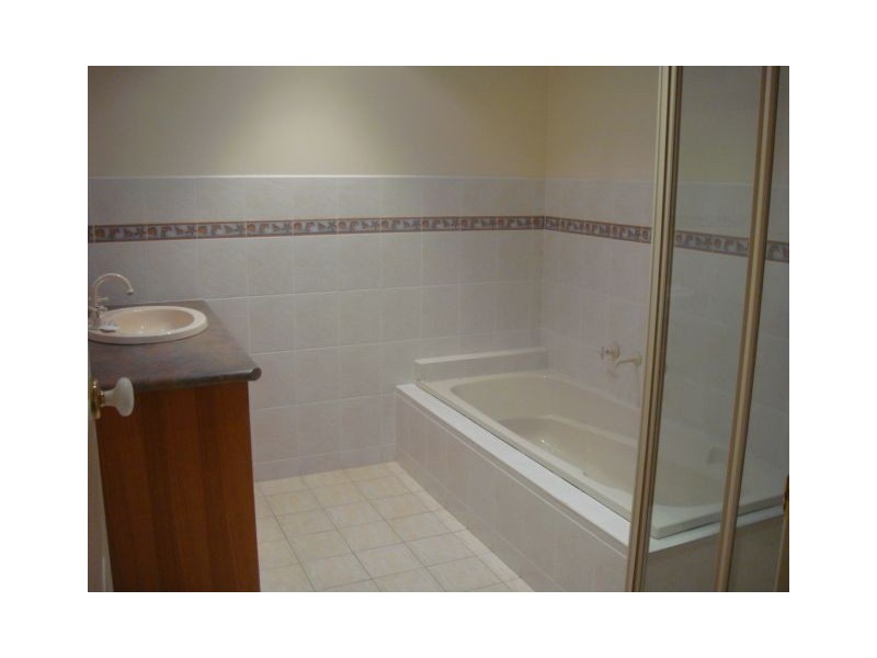 14 Belmont Way, Mill Park VIC 3082