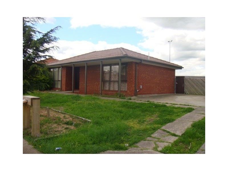 22 Crampton Crescent, Mill Park VIC 3082