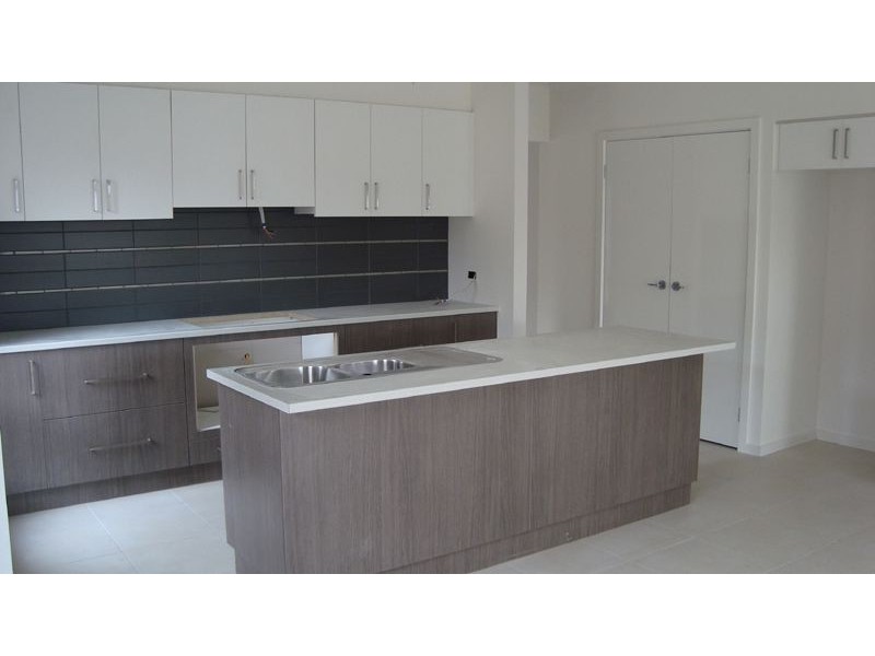 Lot 1852 The Lakes Boulevard, South Morang VIC 3752