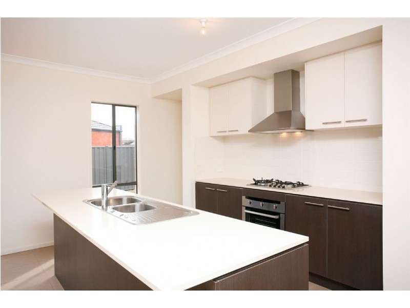 5 Pluto Grove, Mernda VIC 3754
