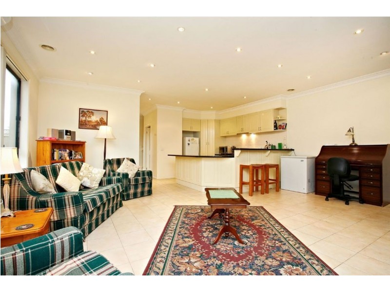 7 Trinity Way, South Morang VIC 3752