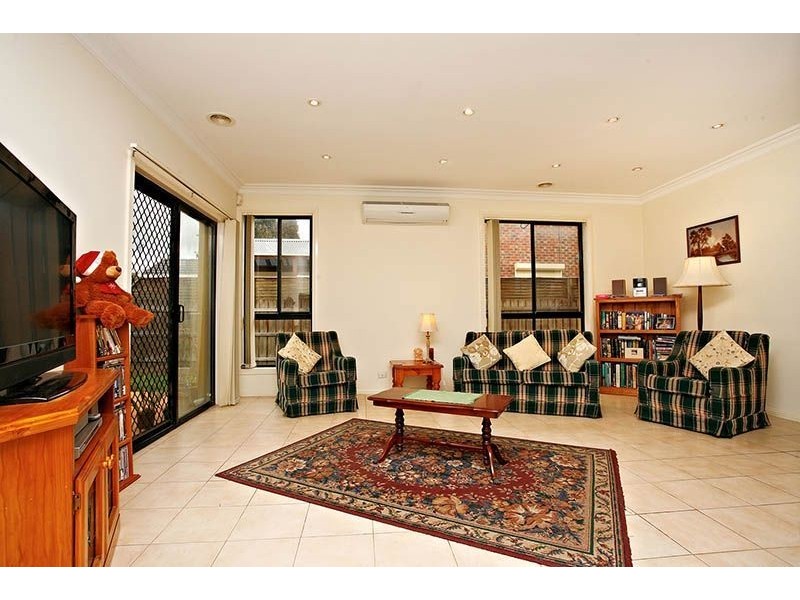 7 Trinity Way, South Morang VIC 3752