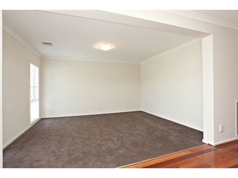 36 Serle Street, Doreen VIC 3754