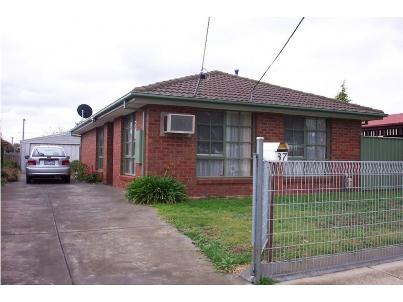 37 Meadow Glen Drive, Epping VIC 3076