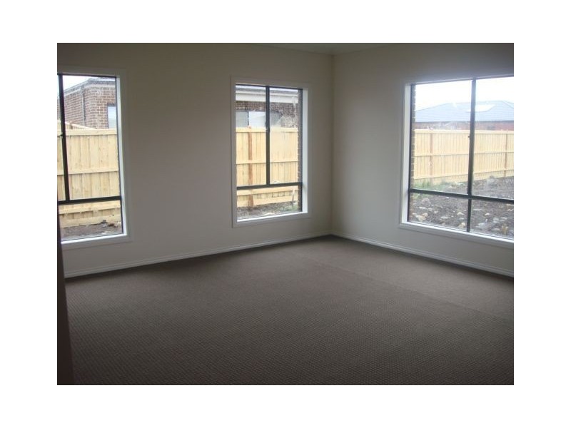 9 Prilep Heights, Lalor VIC 3075