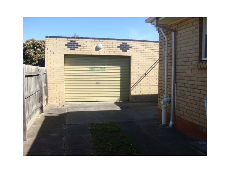 11 Wilgah Street, Thomastown VIC 3074