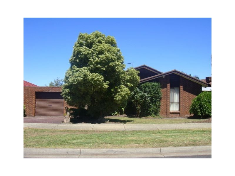 44 Thompson Circuit, Mill Park VIC 3082