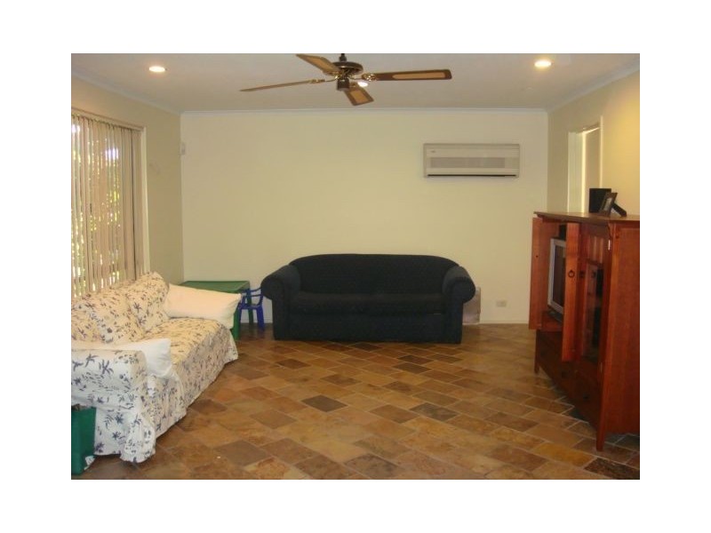 44 Thompson Circuit, Mill Park VIC 3082