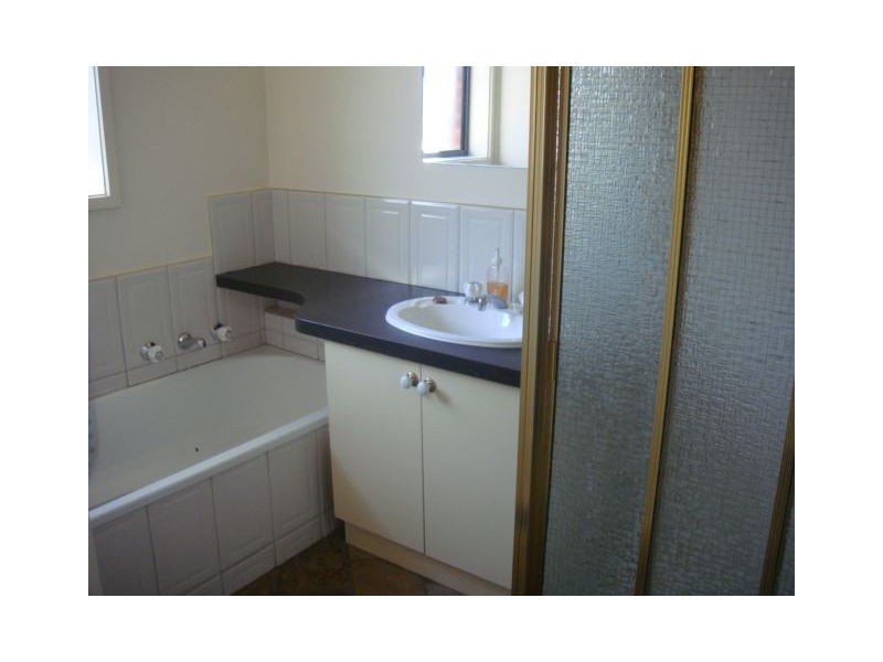 44 Thompson Circuit, Mill Park VIC 3082