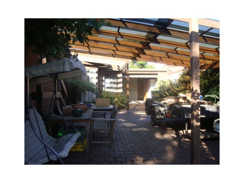 44 Thompson Circuit, Mill Park VIC 3082