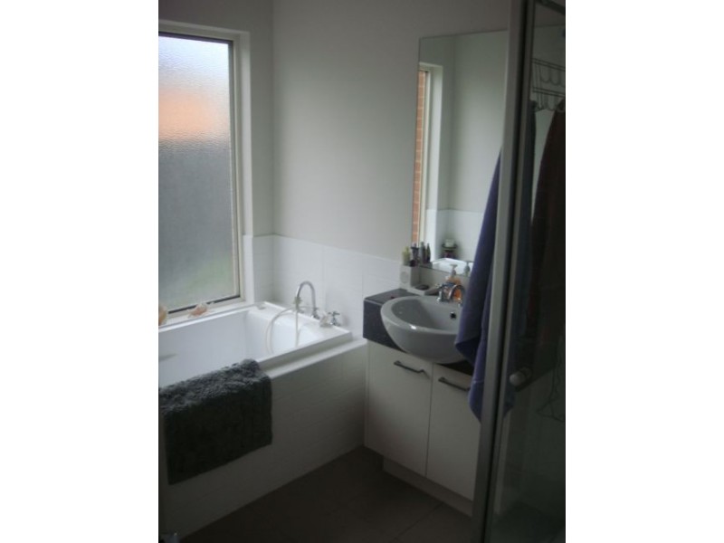 6 Kalimna Way, Truganina VIC 3029