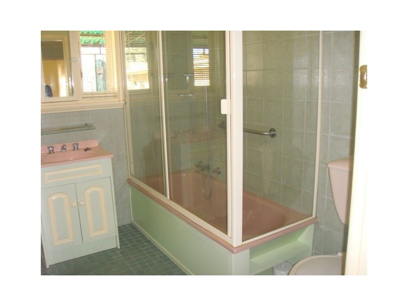 11 Wilgah Street, Thomastown VIC 3074