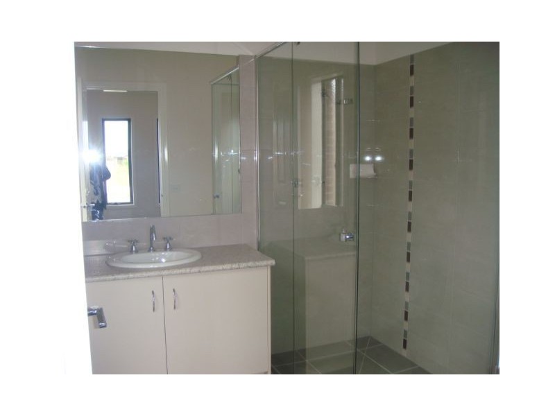 9 Prilep Heights, Lalor VIC 3075