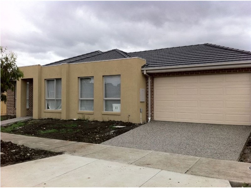 18 Ovens Circuit, Whittlesea VIC 3757