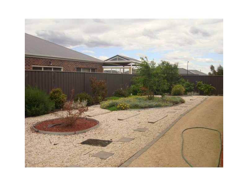 6 Kalimna Way, Truganina VIC 3029