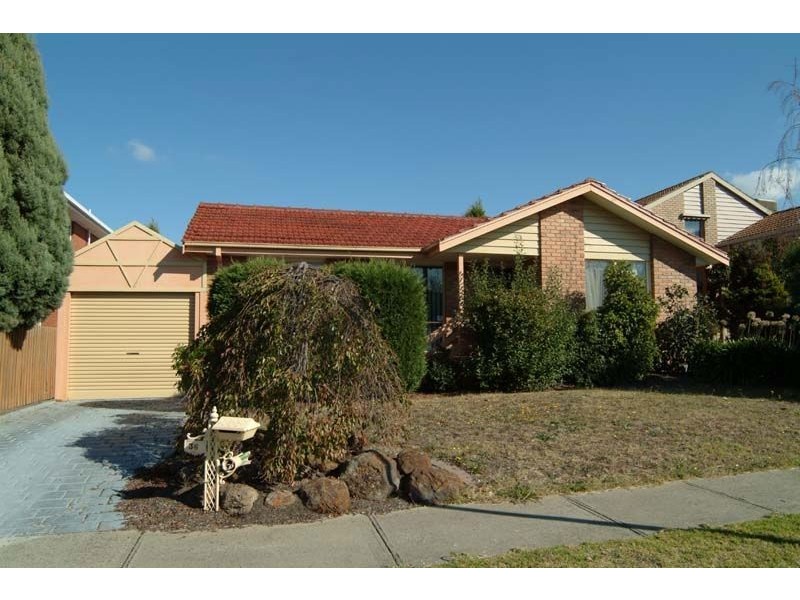 36 Arthur Phillip Way, Mill Park VIC 3082