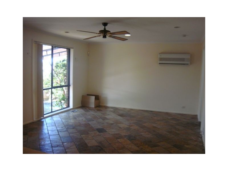 44 Thompson Circuit, Mill Park VIC 3082