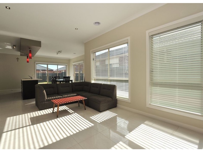 9 Riordan Cresecent, Mernda VIC 3754