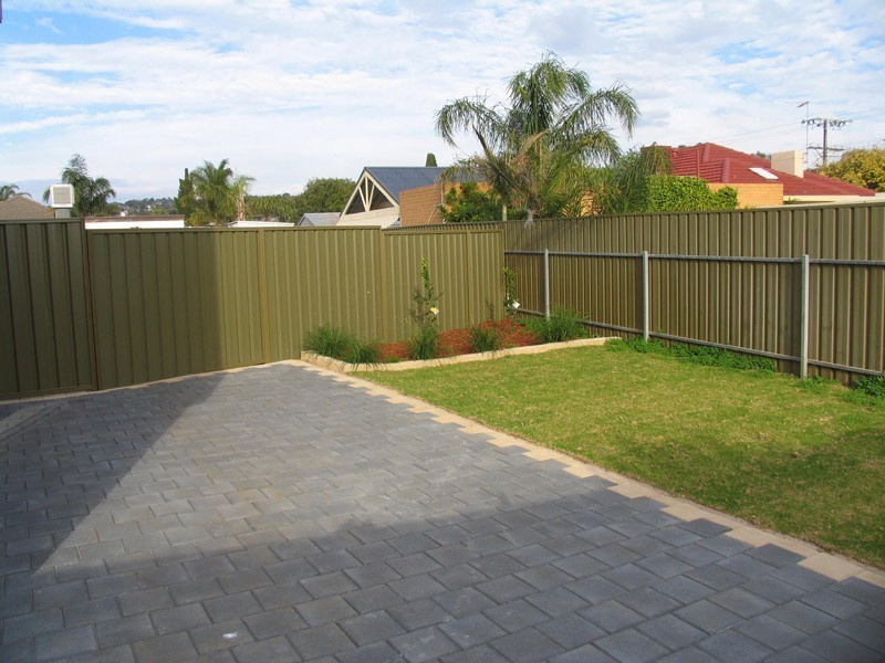 53b Goodfield Rd, Para Hills West SA 5096