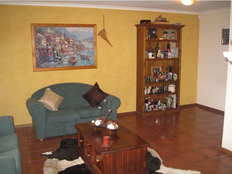 23 lyndon road, Paralowie SA 5108