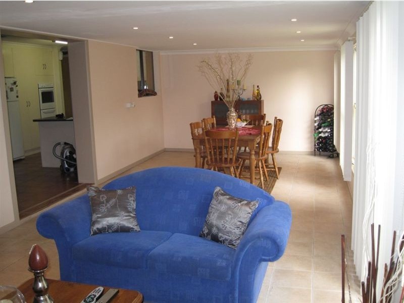 23 lyndon road, Paralowie SA 5108