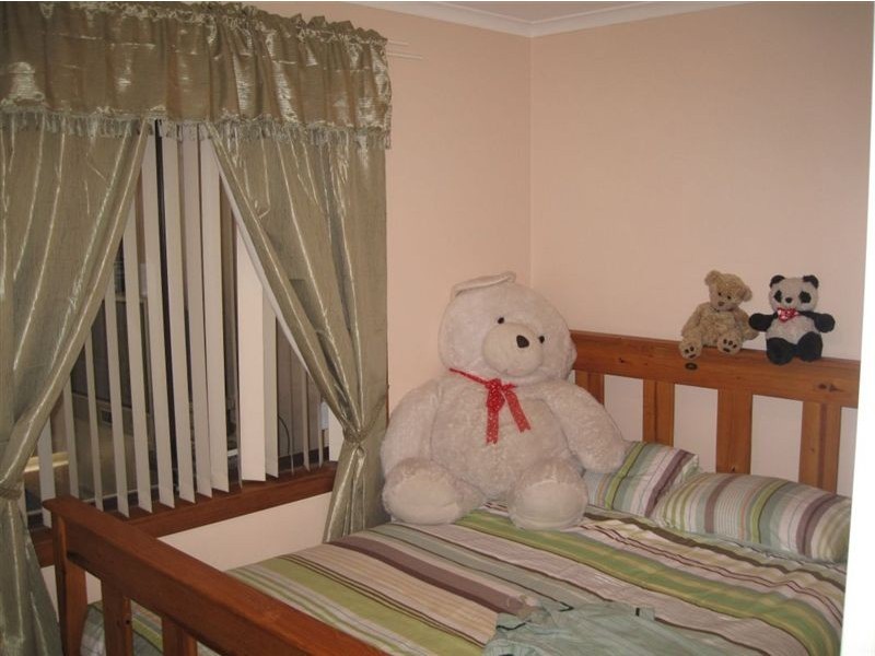 23 lyndon road, Paralowie SA 5108