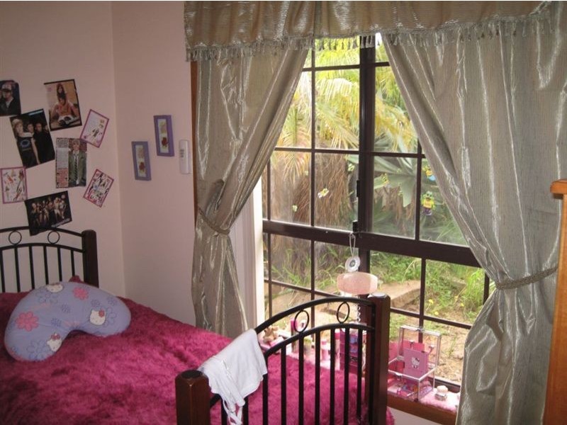 23 lyndon road, Paralowie SA 5108