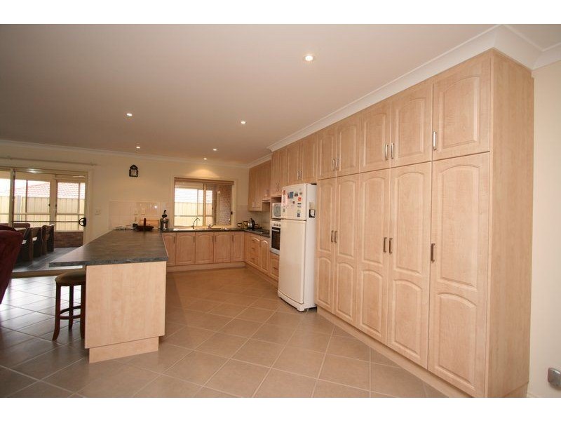 8 Greenlea Court, Munno Para West SA 5115