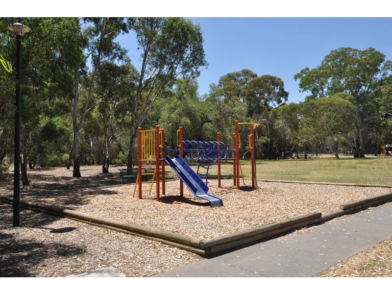 27 Apalie Drive, Modbury SA 5092