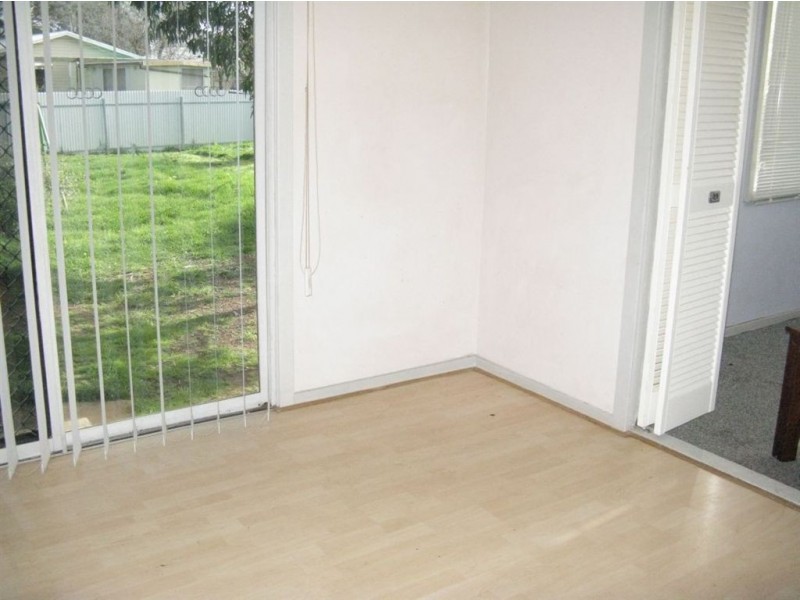 8 Parham Street, Elizabeth Downs SA 5113