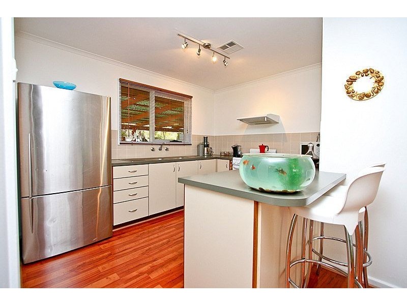 6 Pegglome Court, Elizabeth South SA 5112