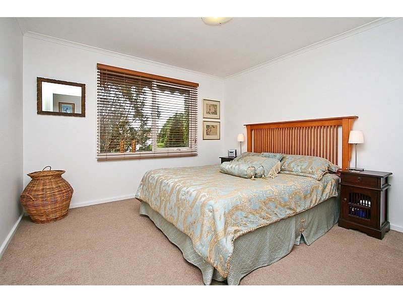 6 Pegglome Court, Elizabeth South SA 5112