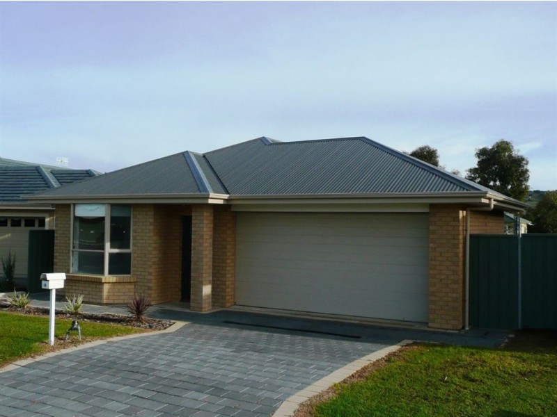 10 Pervan Street, Encounter Bay SA 5211