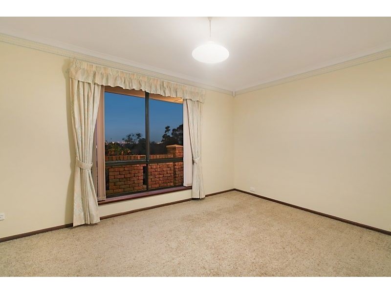 15 Sunset Court, Hillbank SA 5112