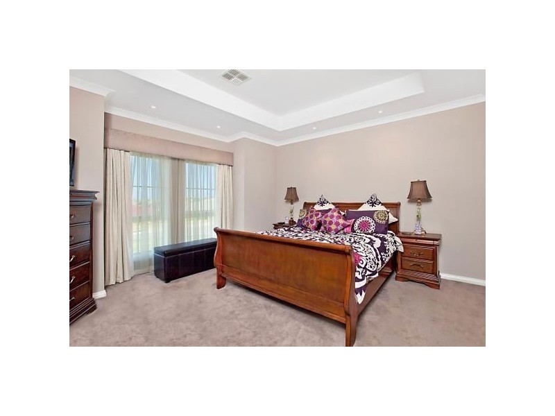 21 Falcon Drive, Hewett SA 5118